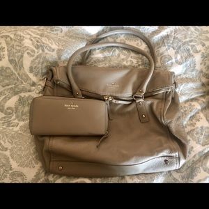 Kate Spade Handle Bag w Matching Wallet ♠️